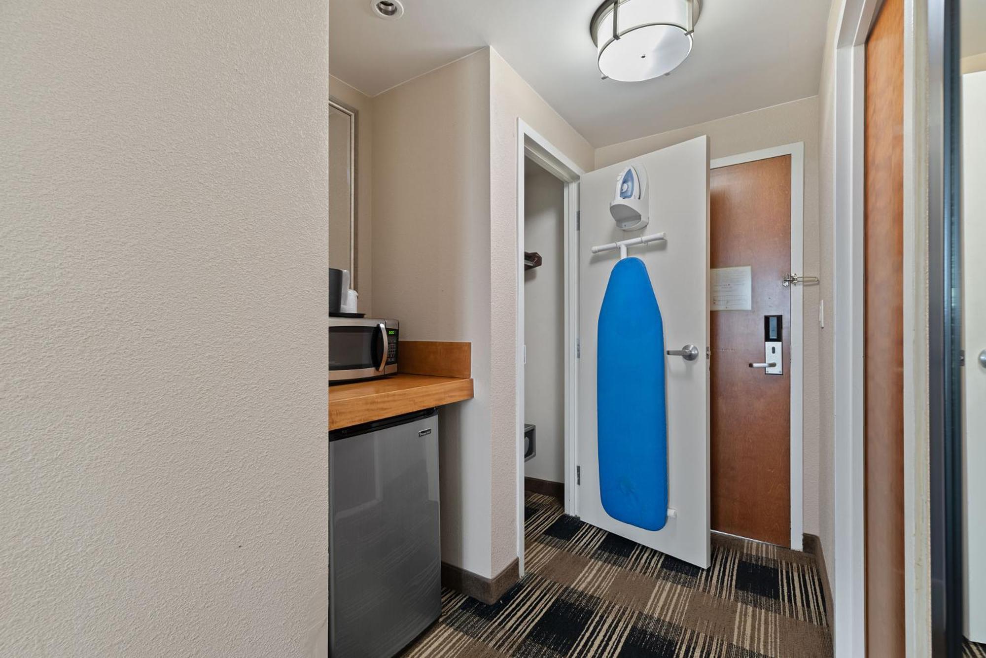 Hotel Executive Suites Carteret Exterior foto